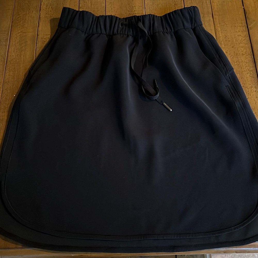 Like New Lululemon Skirt Size 6